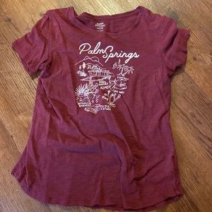 Old Navy Everywear Palm Springs Tee - XS